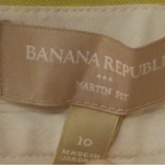 Banana Republic Martin
Pants - Size 10 - Picture 3 of 4